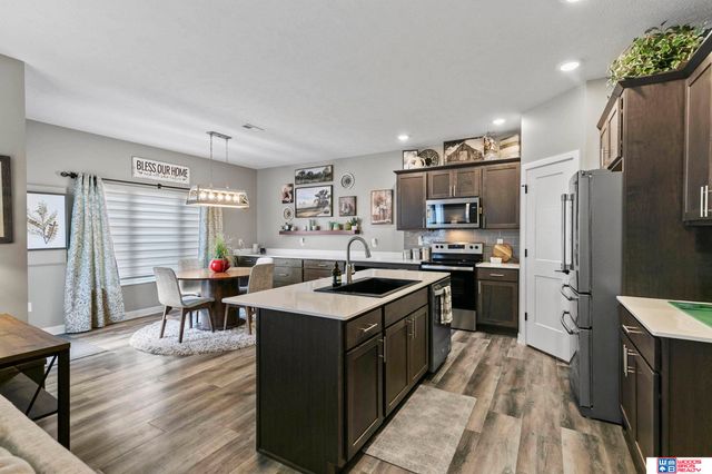 2606 W B Street, Lincoln, NE 68522