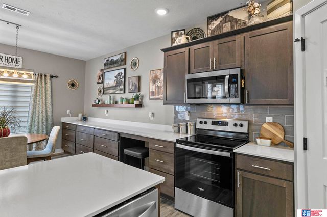 2606 W B Street, Lincoln, NE 68522