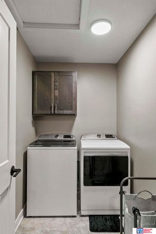 2606 W B Street, Lincoln, NE 68522