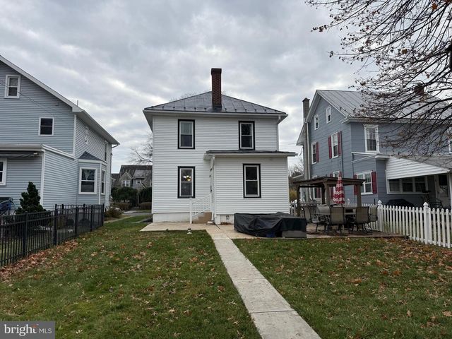 425 E MAPLE ST, Palmyra, PA 17078