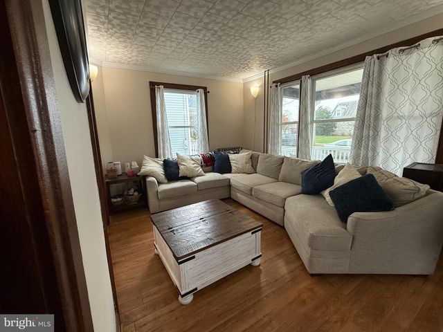 425 E MAPLE ST, Palmyra, PA 17078