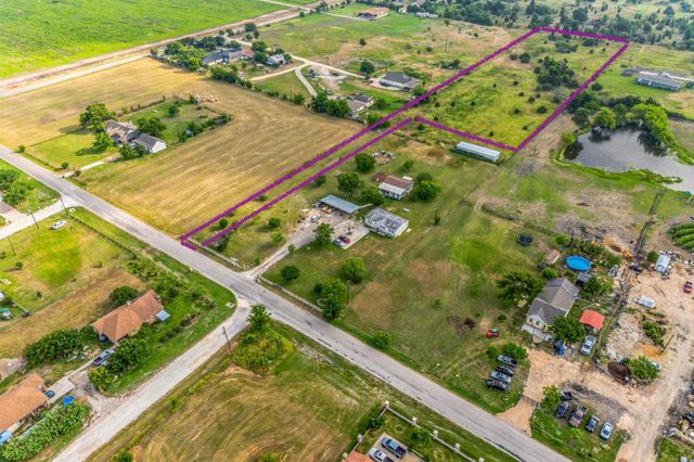 116 Hokanson RD B, Del Valle, TX 78617