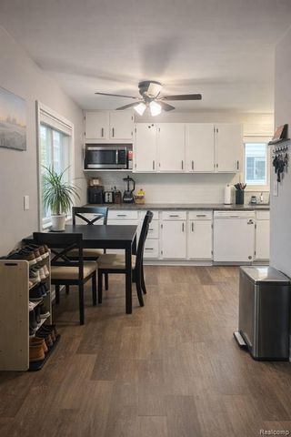 27054 Vance Street, Madison Heights, MI 48071