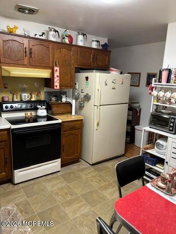 1 A Lexington Drive, Whiting, NJ 08759