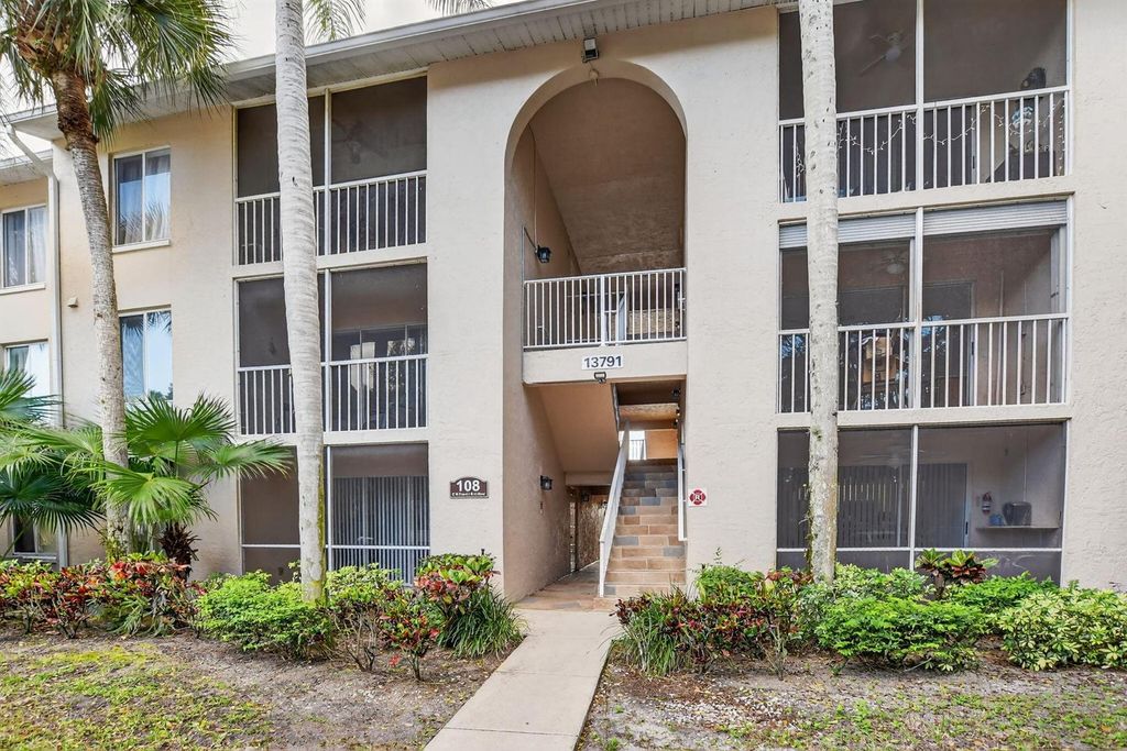 13791 Oneida Drive C2, Delray Beach, FL 33446