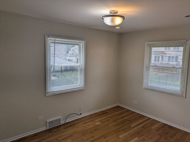 796 N ADELE Street, Elmhurst, IL 60126