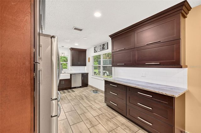 35446 FOURAKER DRIVE, Fruitland Park, FL 34731