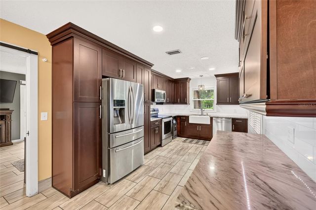 35446 FOURAKER DRIVE, Fruitland Park, FL 34731