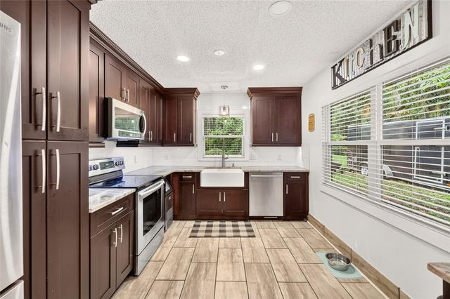35446 FOURAKER DRIVE, Fruitland Park, FL 34731
