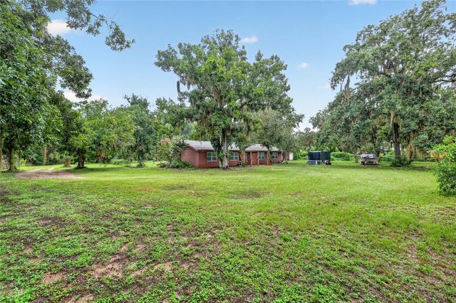 35446 FOURAKER DRIVE, Fruitland Park, FL 34731