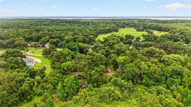 35446 FOURAKER DRIVE, Fruitland Park, FL 34731