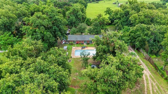35446 FOURAKER DRIVE, Fruitland Park, FL 34731
