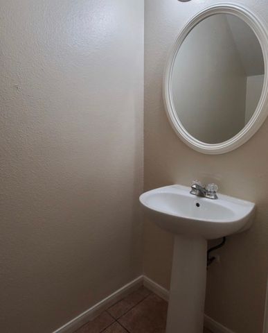 8619 Branch Hollow, Universal City, TX 78148