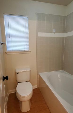 8619 Branch Hollow, Universal City, TX 78148