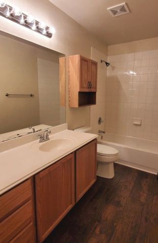 8619 Branch Hollow, Universal City, TX 78148