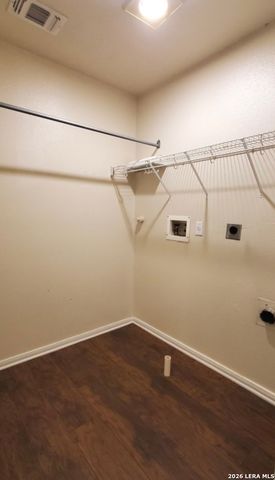 8619 Branch Hollow, Universal City, TX 78148