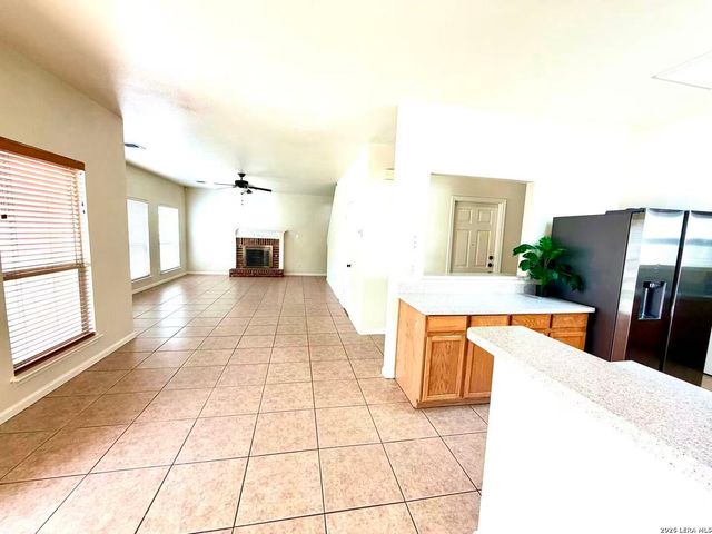 8619 Branch Hollow, Universal City, TX 78148