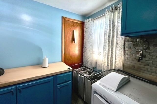 44 Wilson Ave, Chicopee, MA 01013