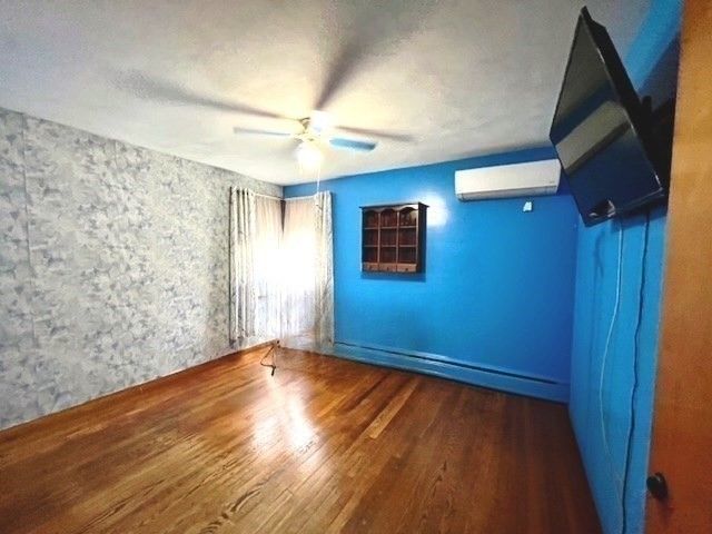 44 Wilson Ave, Chicopee, MA 01013