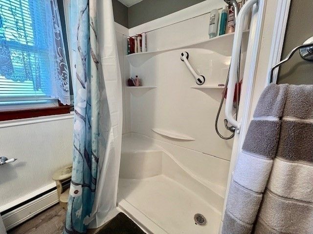 44 Wilson Ave, Chicopee, MA 01013