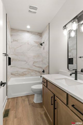 605 N 108 Street, Lincoln, NE 68527