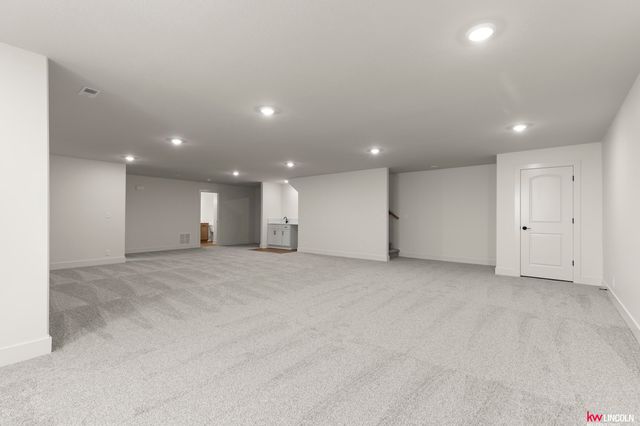 605 N 108 Street, Lincoln, NE 68527