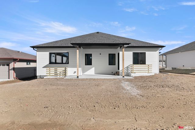 605 N 108 Street, Lincoln, NE 68527