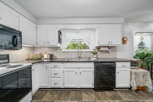 639 Link Road, Whitehall, OH 43213