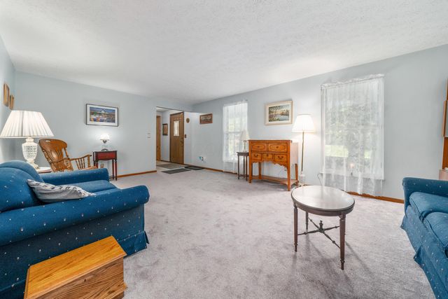639 Link Road, Whitehall, OH 43213