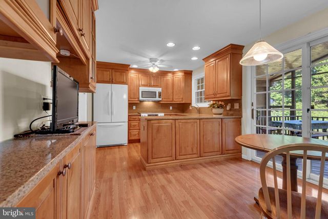 1702 POT SPRING RD, Lutherville Timonium, MD 21093