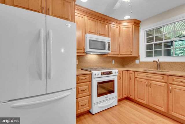 1702 POT SPRING RD, Lutherville Timonium, MD 21093
