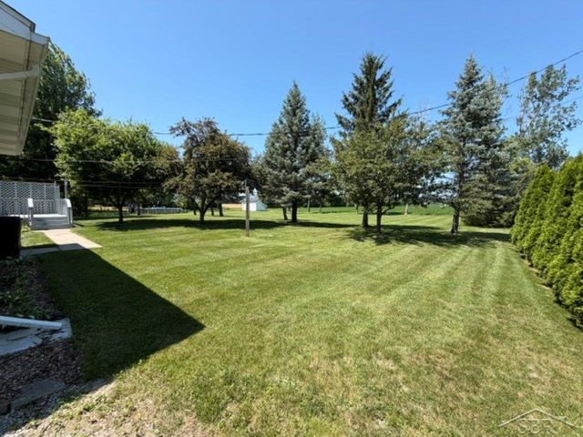 1641 Amelith Road, Bay City, MI 48706