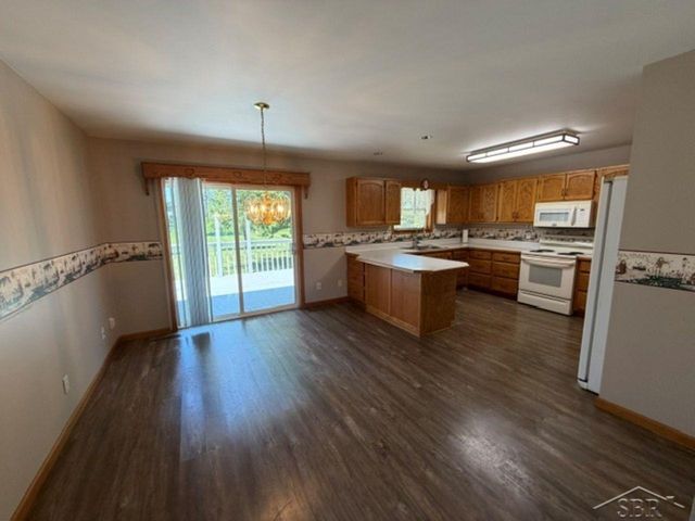 1641 Amelith Road, Bay City, MI 48706