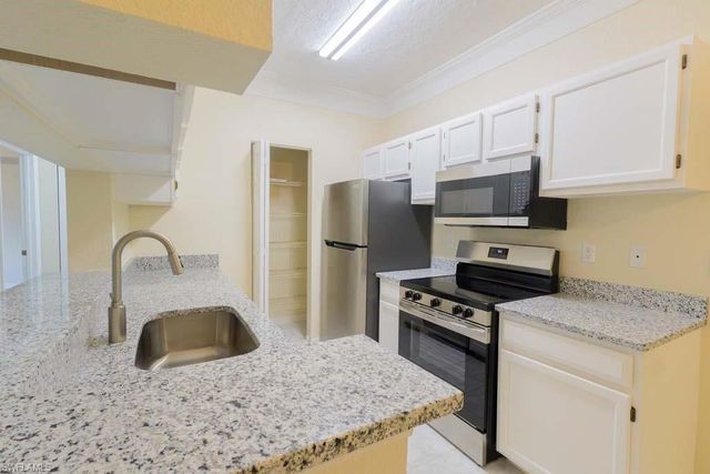 11521 Villa Grand 911, Fort Myers, FL 33913