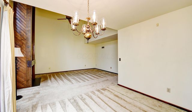 6448 Sharon Woods Boulevard, B B, Columbus, OH 43229