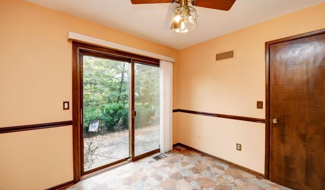 6448 Sharon Woods Boulevard, B B, Columbus, OH 43229