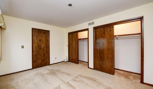 6448 Sharon Woods Boulevard, B B, Columbus, OH 43229