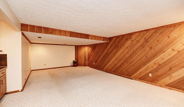 6448 Sharon Woods Boulevard, B B, Columbus, OH 43229