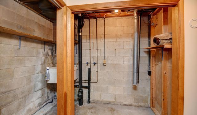 6448 Sharon Woods Boulevard, B B, Columbus, OH 43229