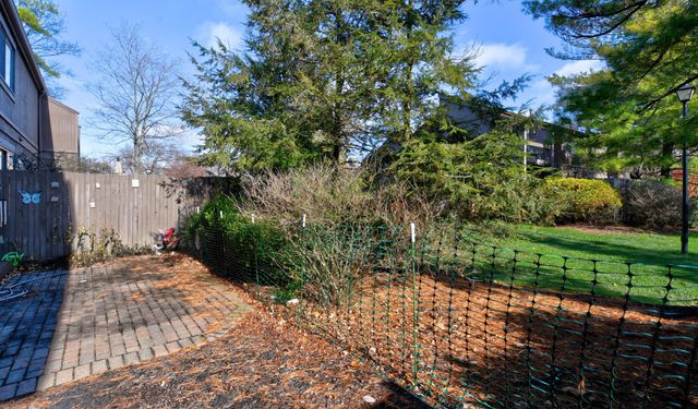 6448 Sharon Woods Boulevard, B B, Columbus, OH 43229