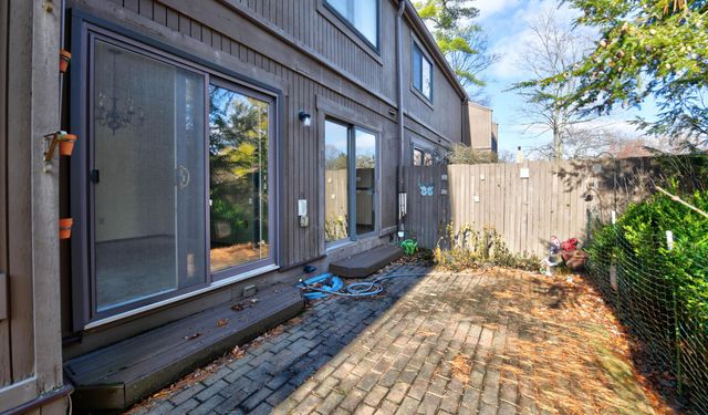 6448 Sharon Woods Boulevard, B B, Columbus, OH 43229