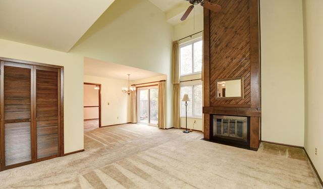 6448 Sharon Woods Boulevard, B B, Columbus, OH 43229