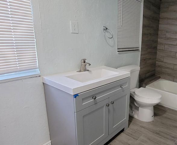 912 8th Street, West Palm Beach, FL 33401