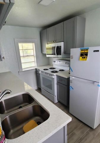 912 8th Street, West Palm Beach, FL 33401