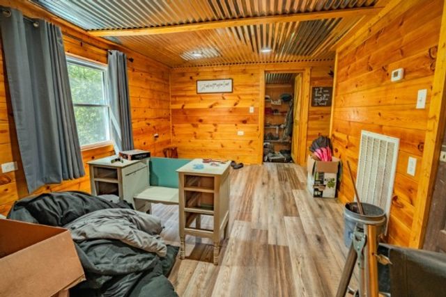 2167 Powdermill Hill Rd, Lawrenceburg, TN 38464