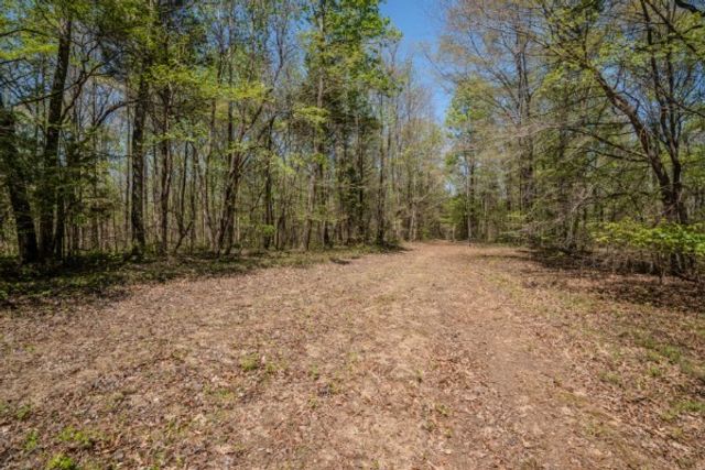 2167 Powdermill Hill Rd, Lawrenceburg, TN 38464
