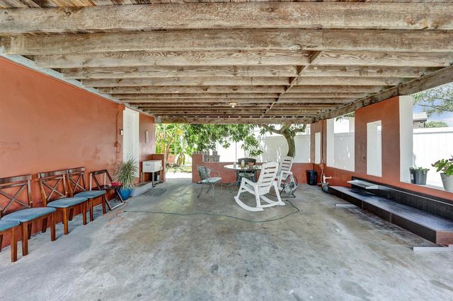 1302 S 23RD Avenue, Hollywood, FL 33020