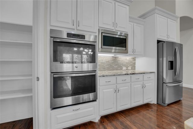 1011 Prairie Ridge Lane, Arlington, TX 76005