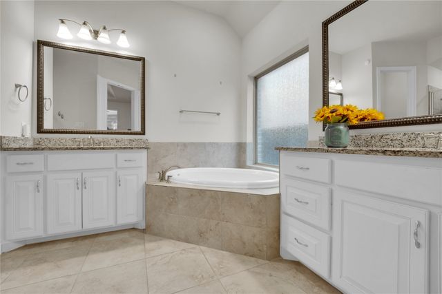 1011 Prairie Ridge Lane, Arlington, TX 76005