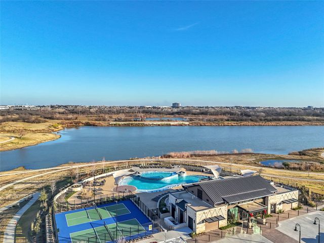 1011 Prairie Ridge Lane, Arlington, TX 76005